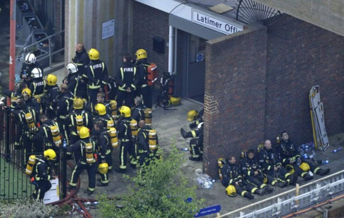 Devastadoras imágenes: Lo que dejó incendio en Londres donde murieron 6 personas