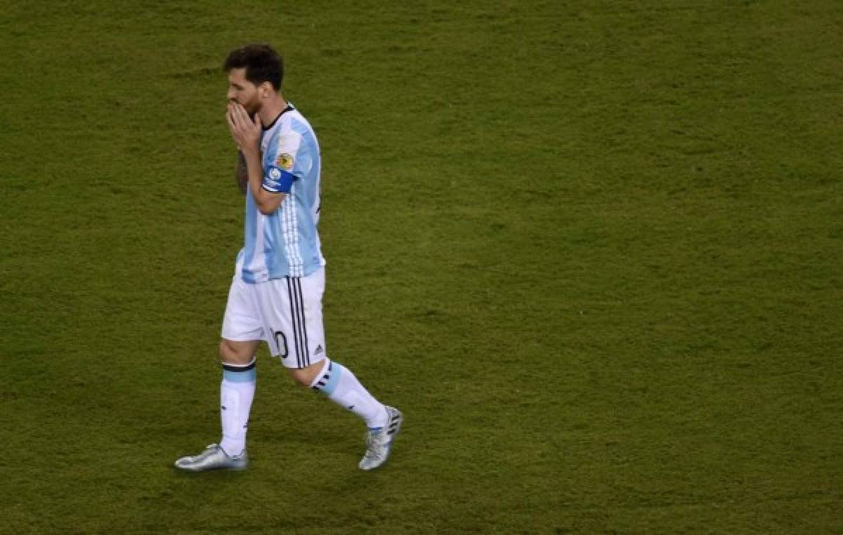 EN FOTOS: La amargura y lágrimas de Messi por fallar otra vez con Argentina