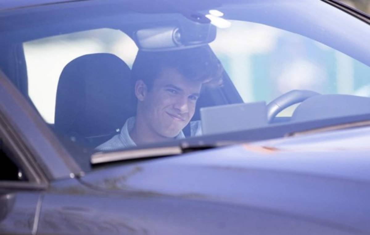 Autos sucios y nuevos 'looks': Así fue el regreso al trabajo de Messi y los futbolistas del Barcelona   