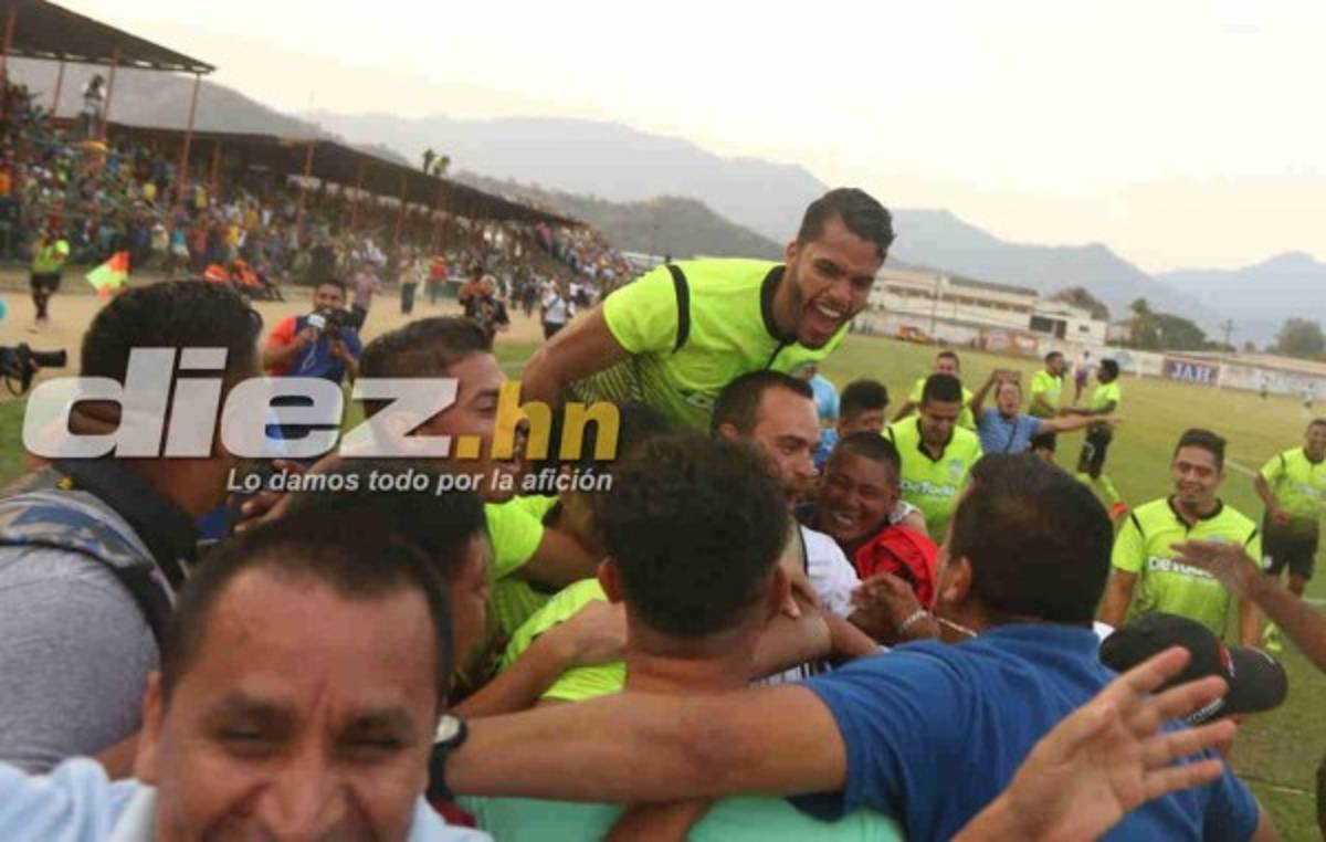 En fotos: Así fue el festejo del Real de Minas al salvar su categoría en Liga Nacional