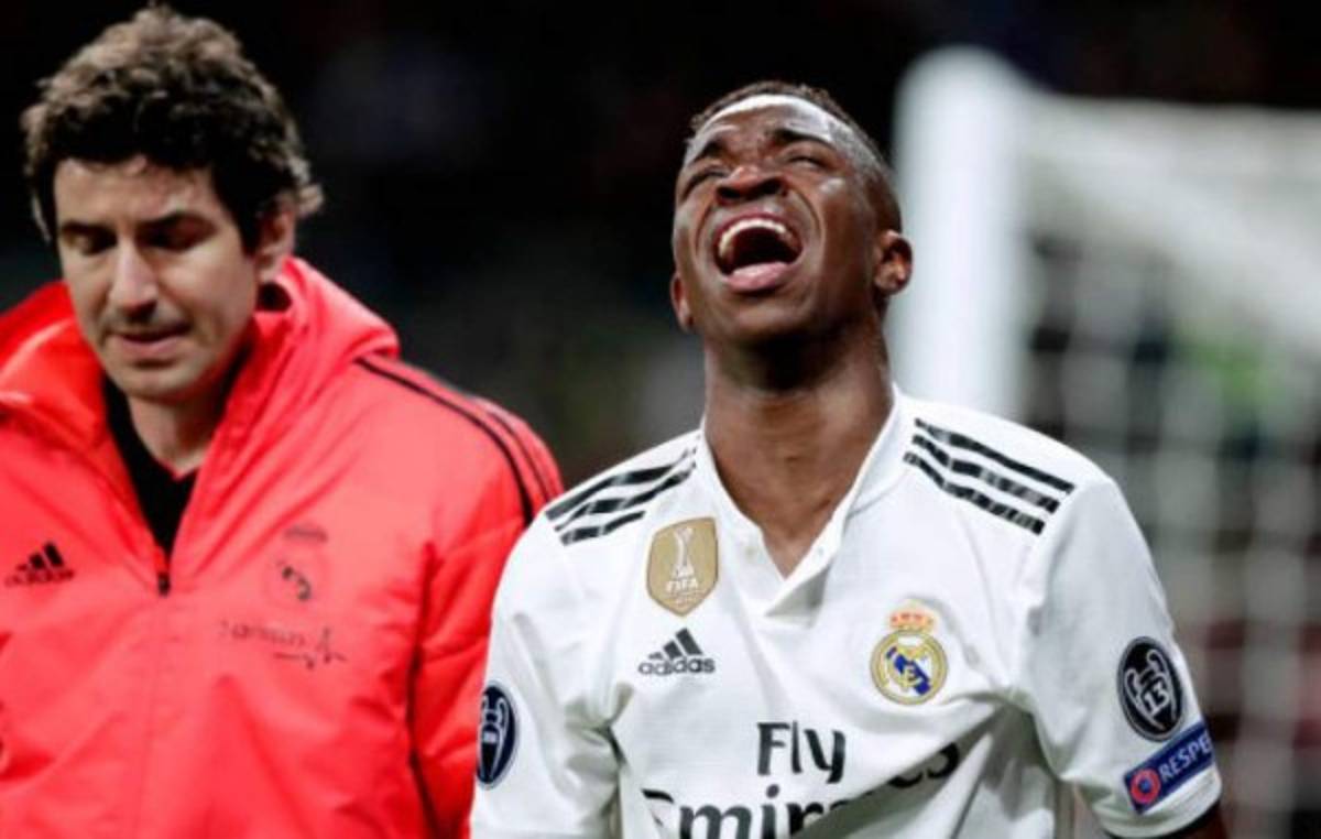 En fotos: Las desgarradoras imágenes de Vinícius Jr contra el Ajax en el Bernabéu