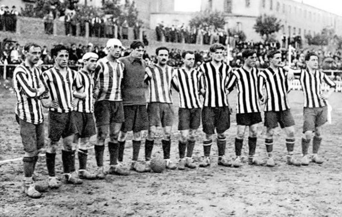 Así eran las camisas de los equipos grandes del mundo hace 40 años