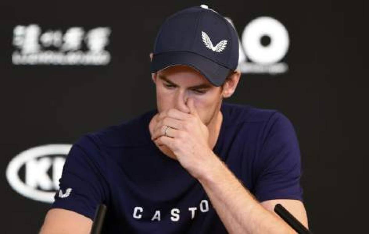 Andy Murray of Great Britain breaks down during a press conference in Melbourne on January 11, 2019, ahead of the Australian Open tennis tournament. - Injury-plagued former world number one Murray on January 11, 2019 said he is set to retire this year and hopes to make it till Wimbledon, but conceded the Australian Open could be his last event. (Photo by William WEST / AFP) / -- IMAGE RESTRICTED TO EDITORIAL USE - STRICTLY NO COMMERCIAL USE --