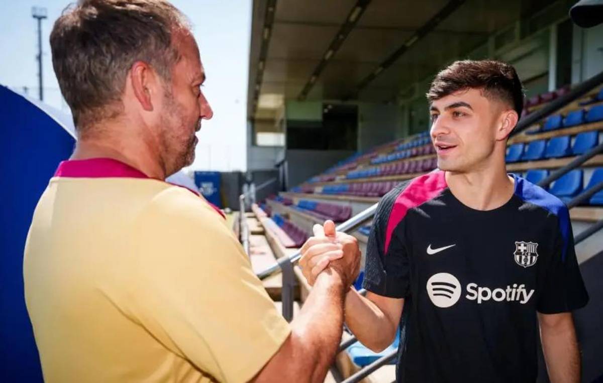 Un crack del Barcelona reveló las estrictas condiciones de Hansi Flick: “Con Xavi eran multas, pero con él...”