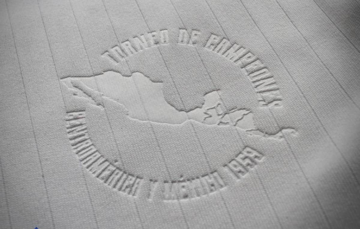 Con el escudo del primer campeón del área: así es la espectacular nueva camisa que lanzó el Olimpia ¿Su precio?