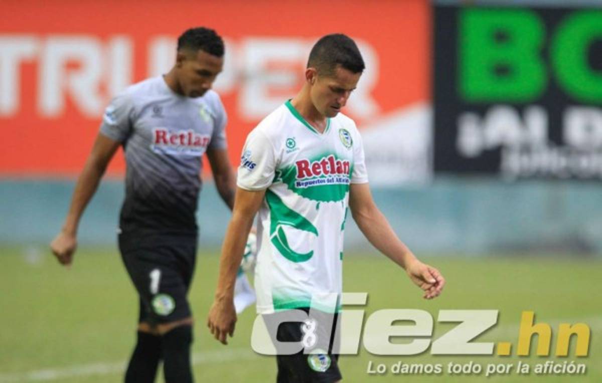 ¡Abatidos! La tristeza de los jugadores del Juticalpa y Wilmer Cruz tras la derrota ante Motagua