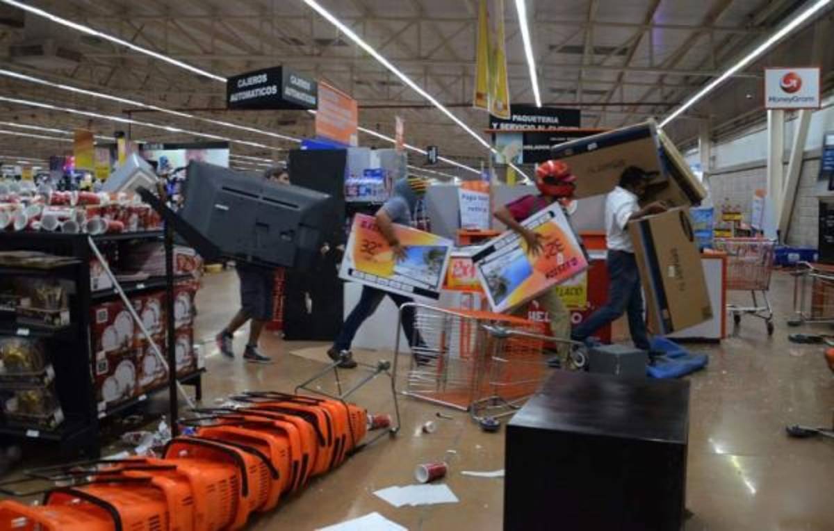 Especial: Saqueos masivos en México por gasolizano