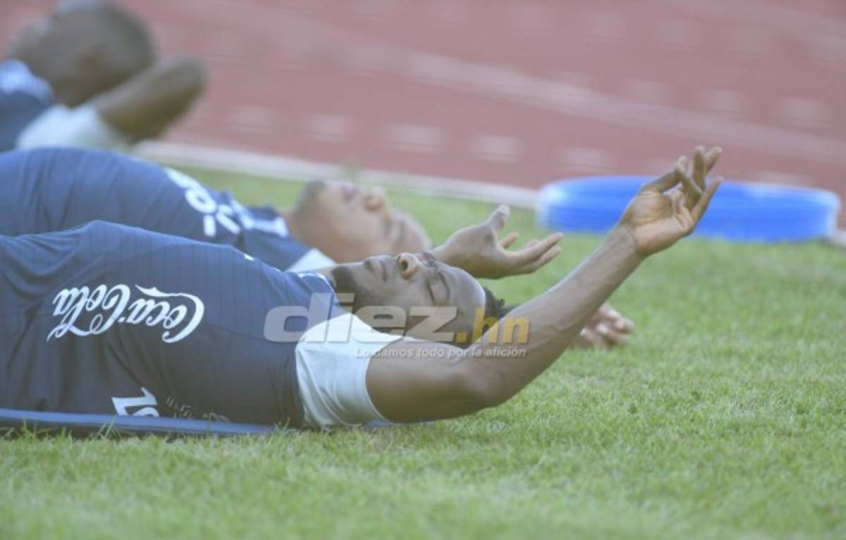 FOTOS: !Se completó la Selección de Honduras y Coito ya trabaja la táctica!