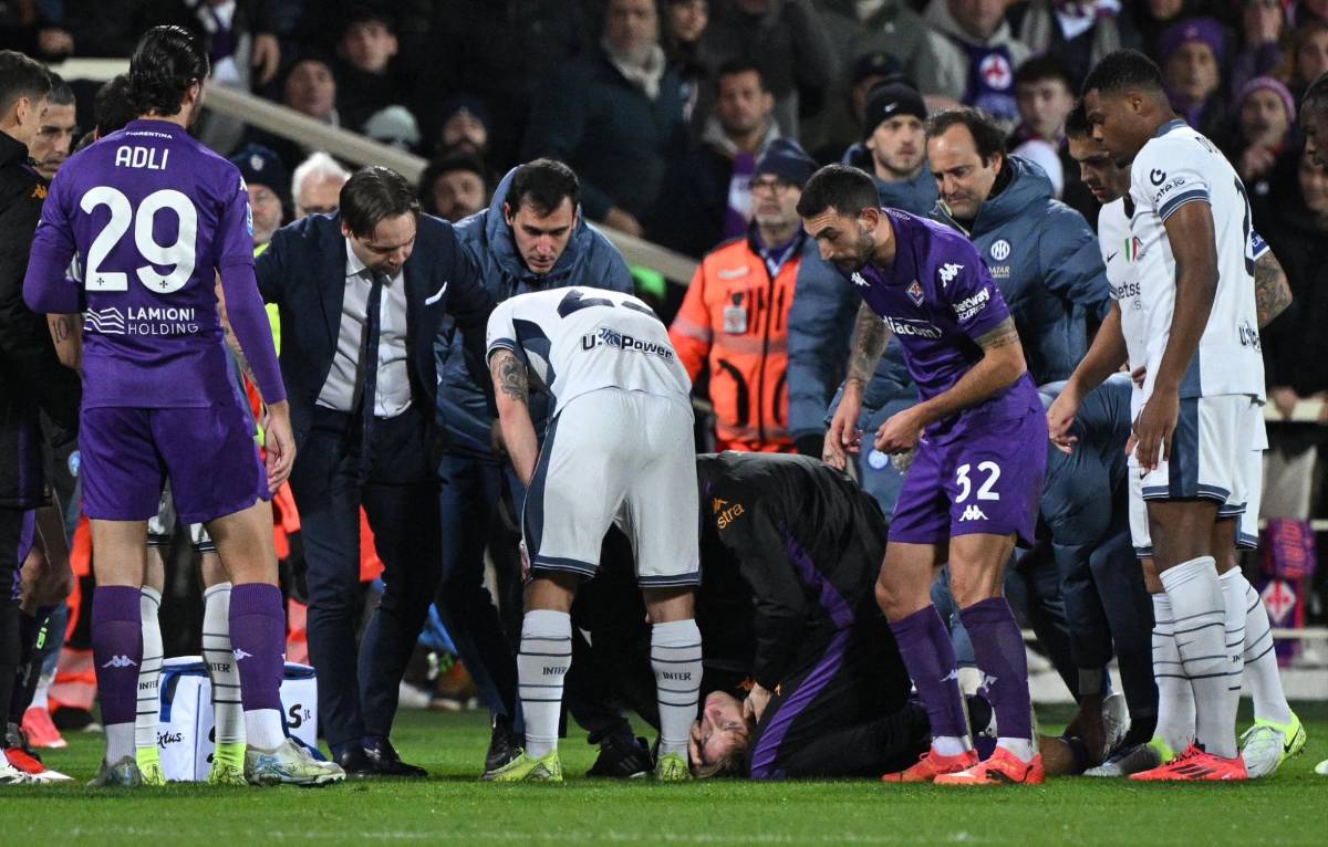 Lágrimas, tristeza y mucha agonía: las fuertes imágenes del trágico momento cuando Bove se desmayó en el Fiorentina-Inter