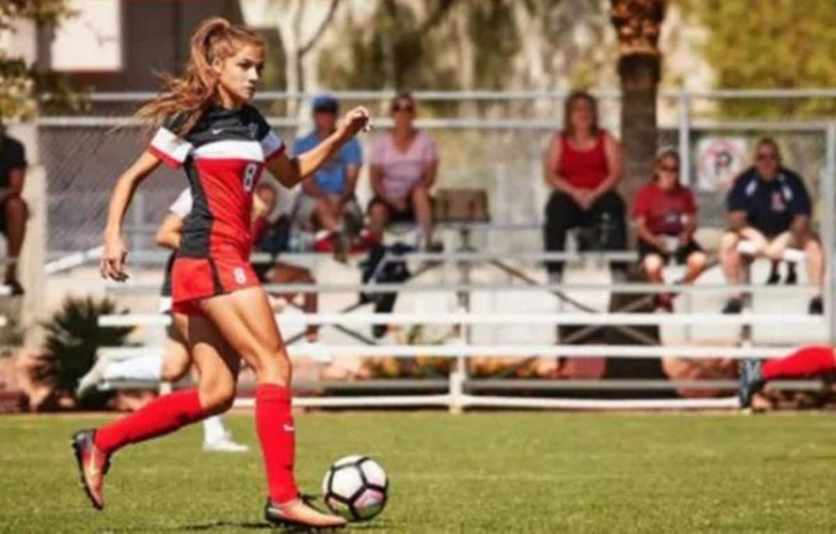 Paige Almendariz, la futbolista estadounidense que cautiva Instagram con su belleza