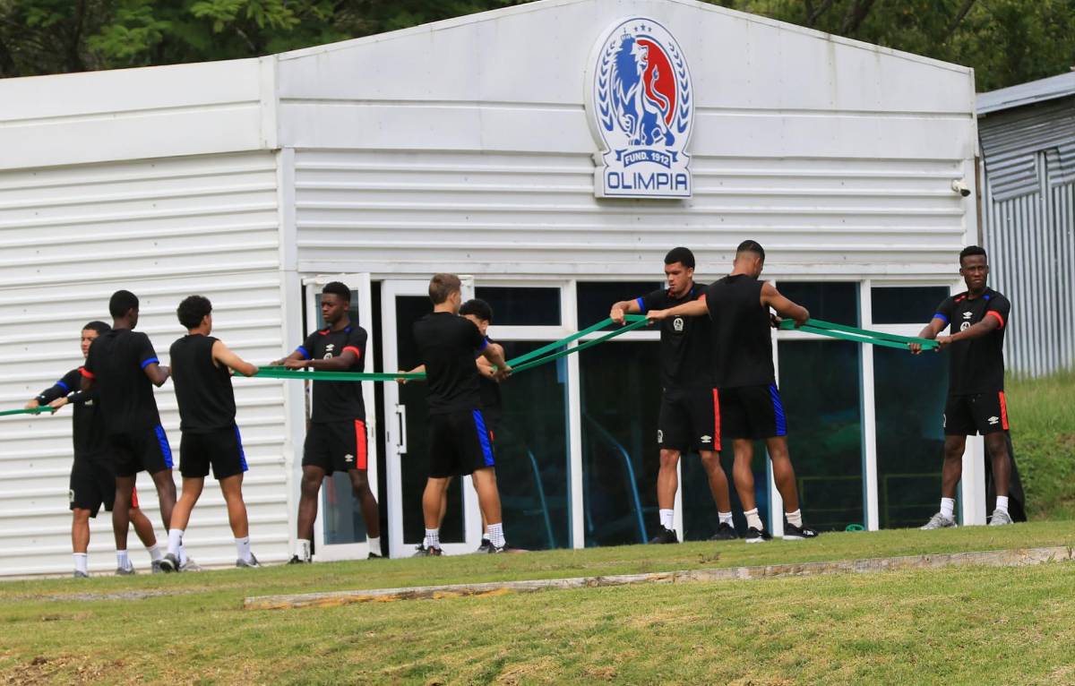 Con dos sorpresas: así fue el entreno de Olimpia previo al debut en Liga Nacional