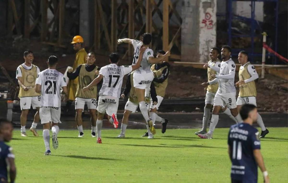 El villano del juego, motivo del berrinche de Rubilio Castillo y la pelea que hubo en el Motagua - Herediano