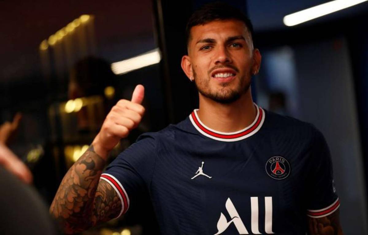 Vestuarios separados y sin estacionamiento: Las drásticas reglas del PSG con los futbolistas que se nieguen a irse del equipo