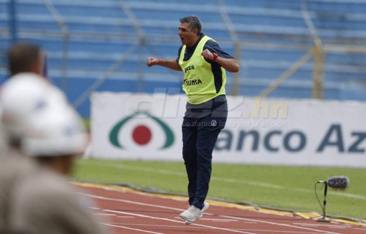 No viste en TV: La furia de Arboleda, euforia de Diego en un clásico de patadas