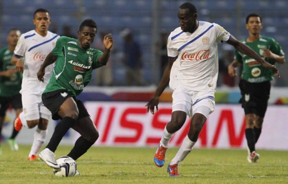 Jugadores que vistieron la camisa de Olimpia sin pena ni gloria