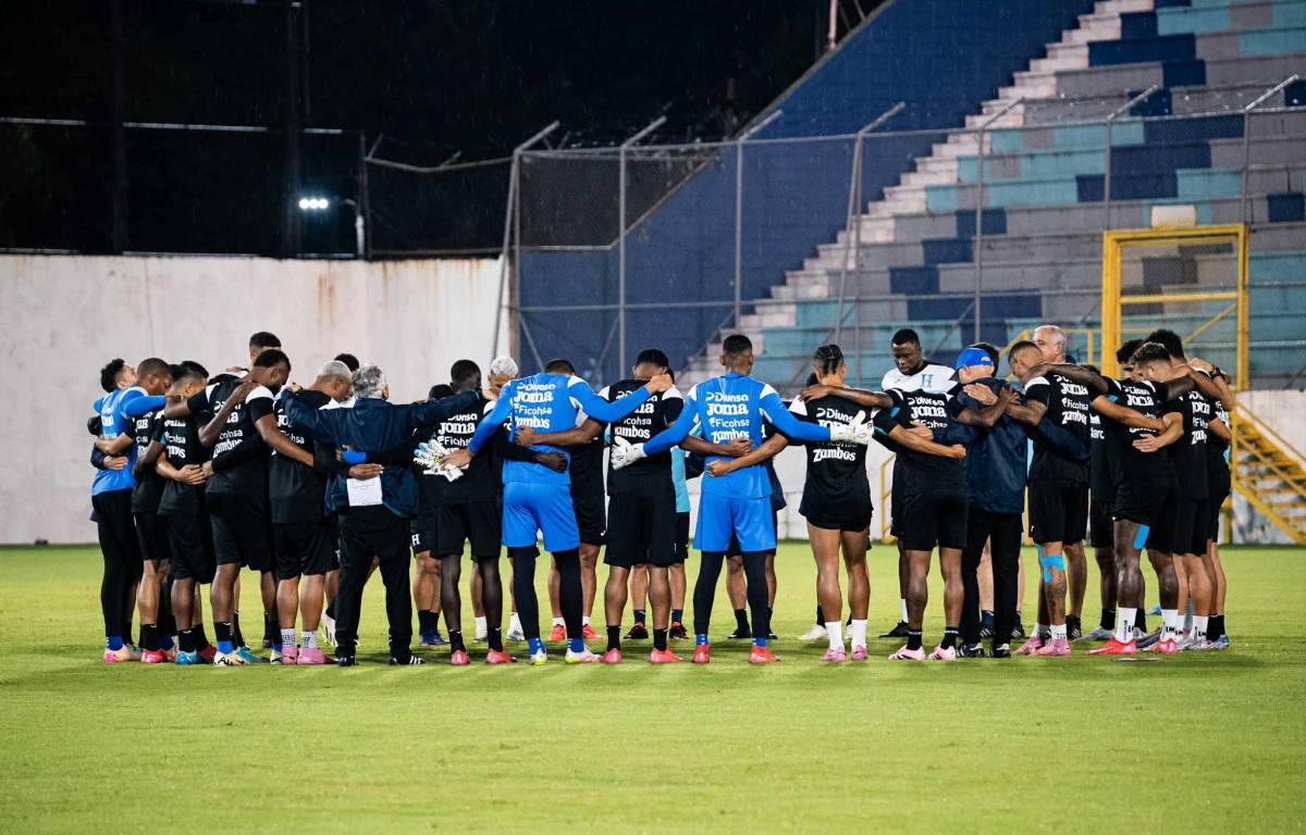 El problema que tuvo Honduras en el Morazán, periodistas la pasaron mal y los que entrenaron aparte previo al duelo ante Costa Rica