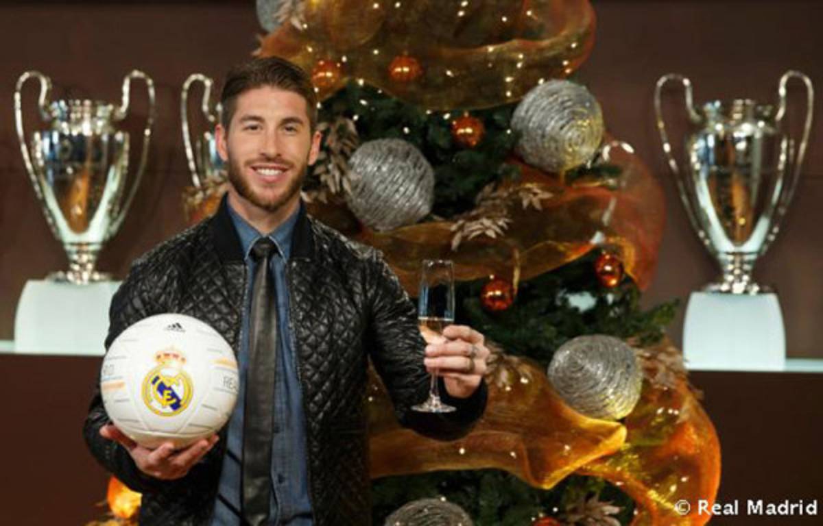 El Real Madrid realizó un brindis para desear una feliz Navidad a todos sus fanáticos .