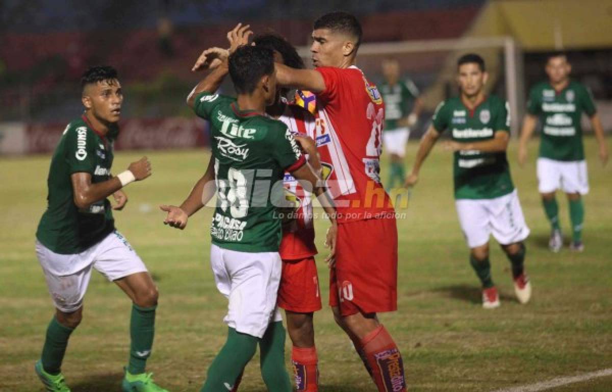 En fotos: Así fue el violento enfrentamiento entre jugadores de Vida y Marathón