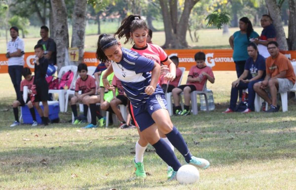 Pequeños derrocharon talento en el Soccer Festival en La Lima