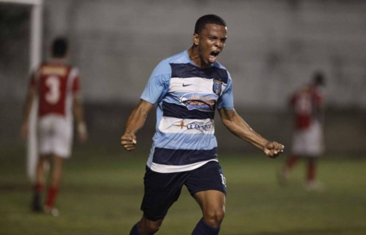 FOTOS: Así se gana la vida en Estados Unidos 'Pavoncito'