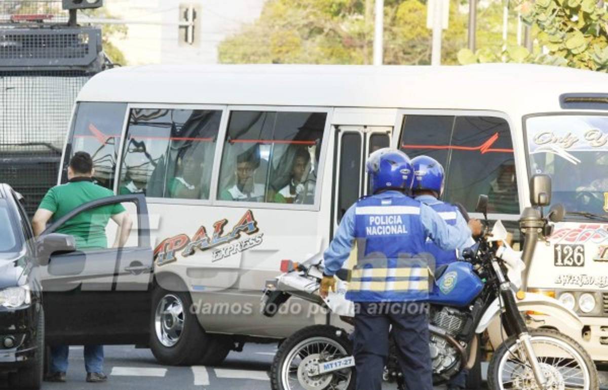 NO SE VIO EN TV: El perro, el colado y el berrinche de Vargas en el Morazán