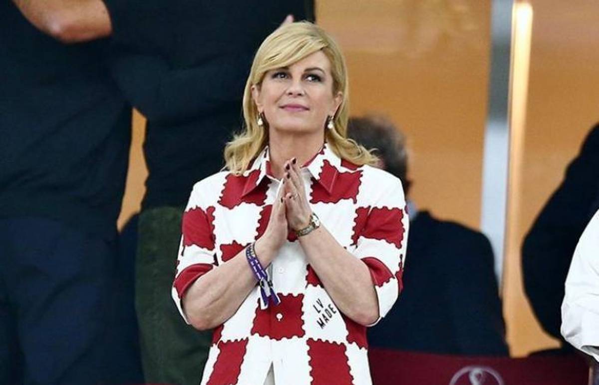 Fue un talismán en Rusia-2018 y ahora promete volver para la final en Qatar: ¿Qué fue de la hermosa expresidenta de Croacia?