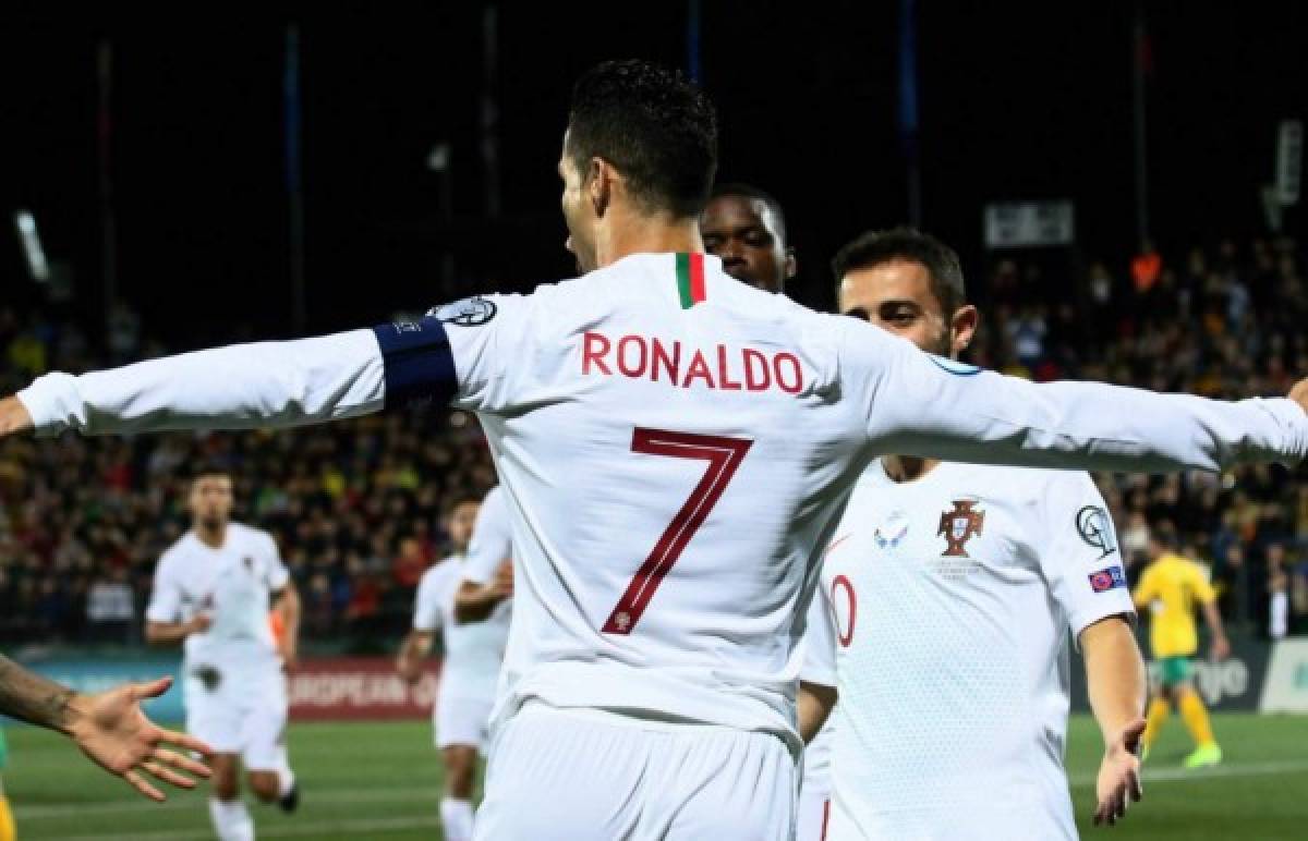 ¡Noche mágica! Cristiano Ronaldo se luce en goleada de Portugal marcando un póker