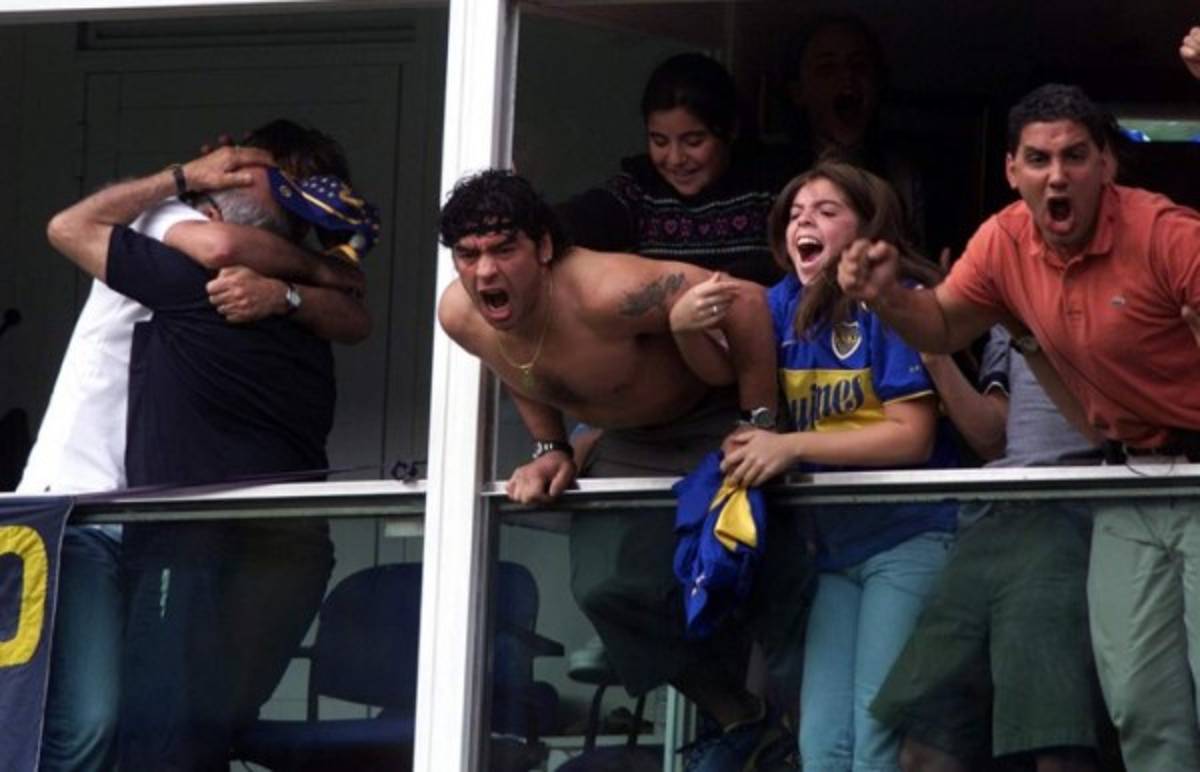 ¡Un hincha más! Las mejores fotos de Diego Maradona apoyando a Boca Juniors