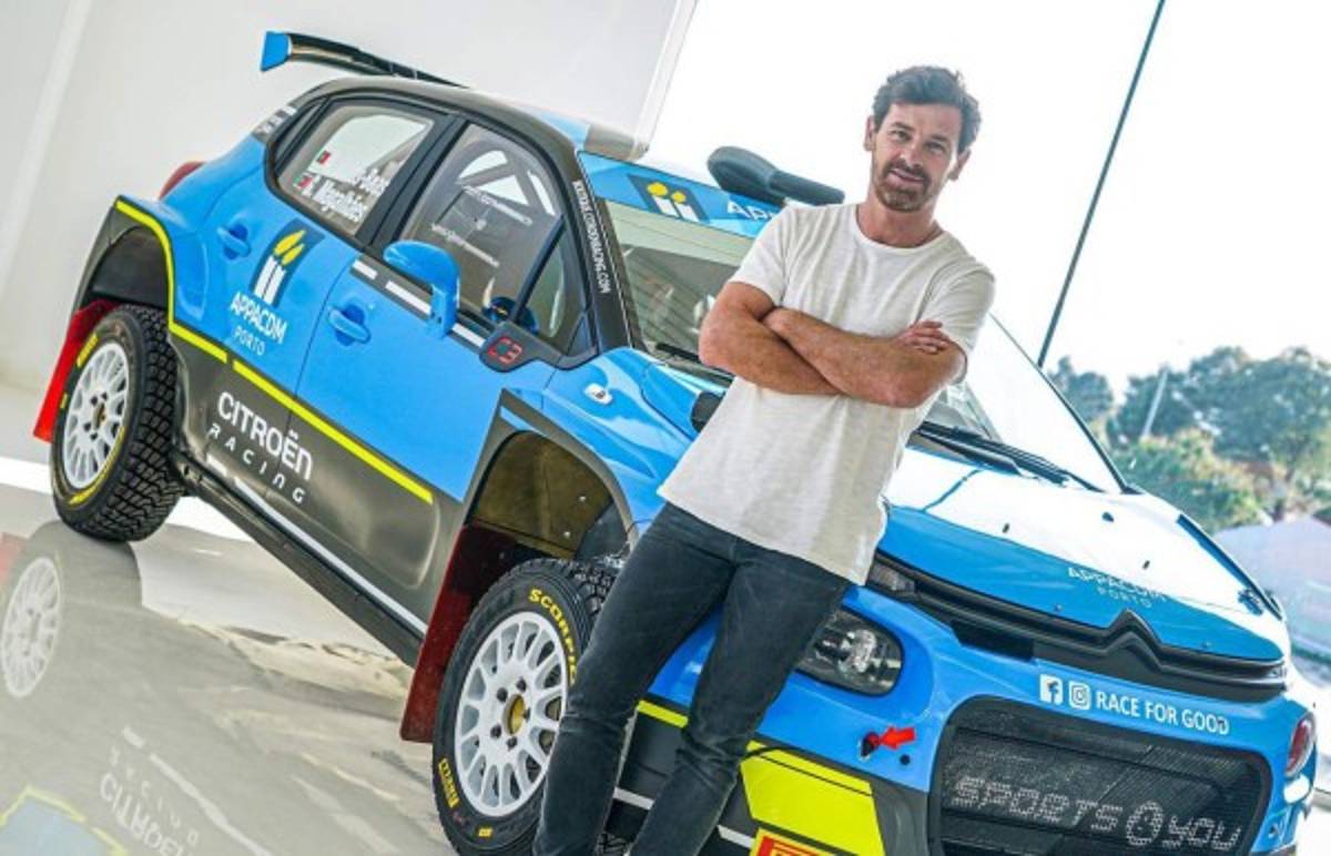 Fue técnico del Chelsea, Tottenham y del Porto; ahora vive su sueño como piloto de Rally