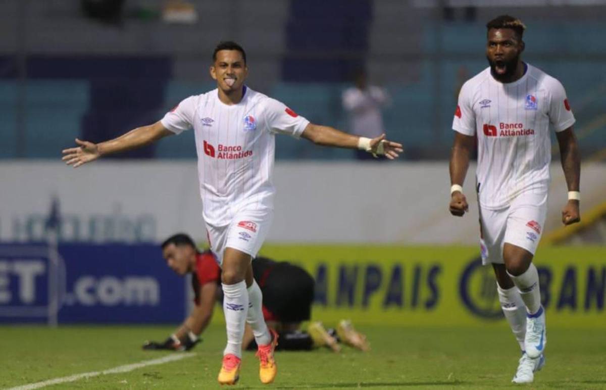 Beso de Troglio a la figura, “Chelito” se roba el show y ¿quién es la vendedora que cautivó en juego del Olimpia?