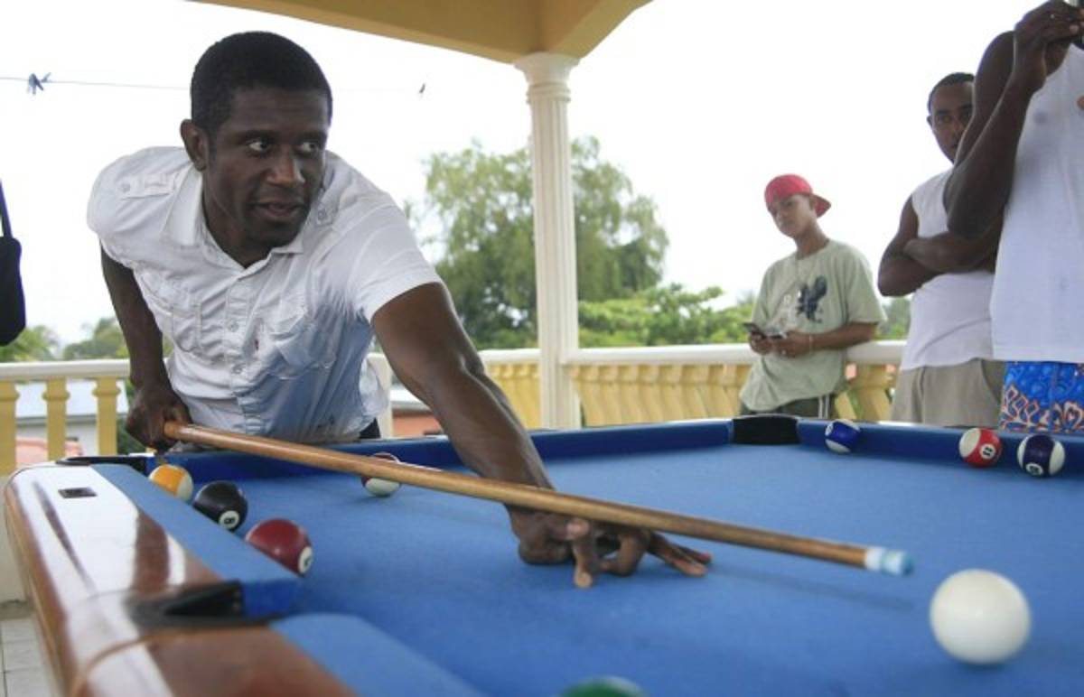 FOTOS: Edgar Álvarez, el 'Moskyto' que realizó sus locuras en el fútbol