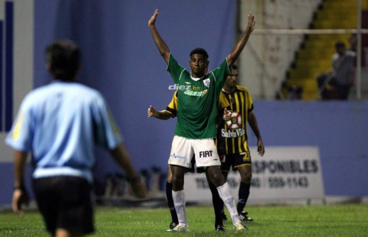 Las fotos que no habías visto del debut de Carlo Costly con Platense hace 14 años