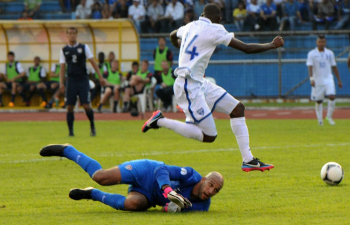 Selección de Honduras ganó a Estados Unidos 2-1