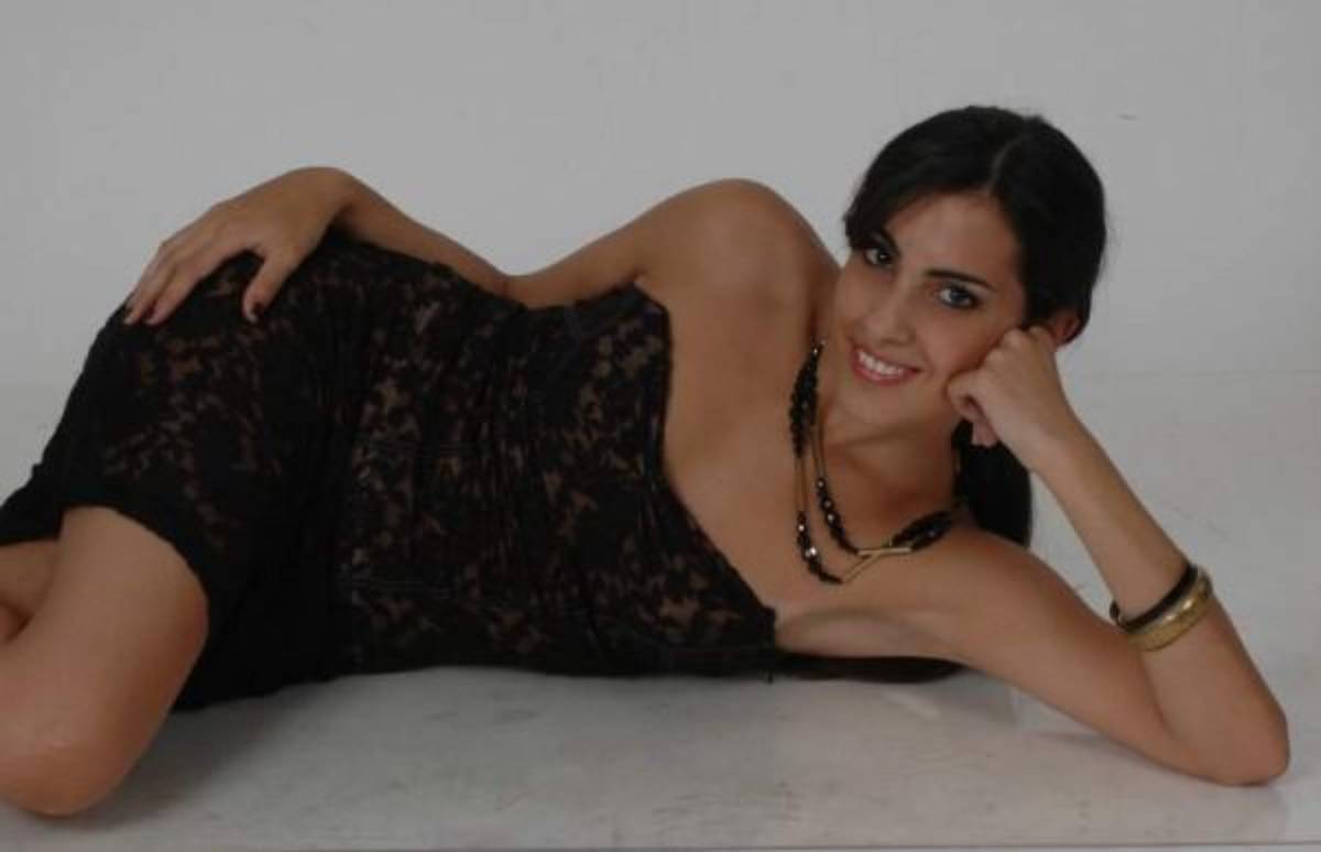 Francesca Brienza, la bella periodista suspendida por Roma TV