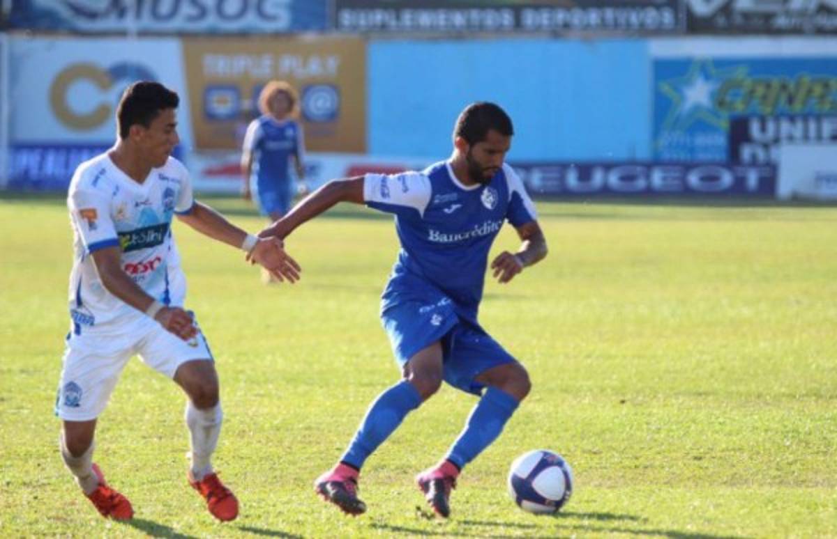 ¡Rumores y fichajes! Mundialista tico de Brasil 2014 sin equipo en su país