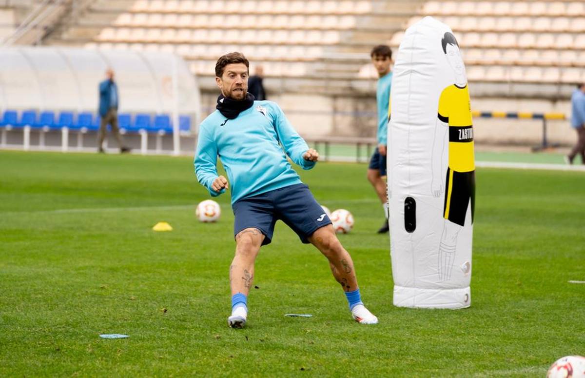 Fue campeón del mundo junto a Messi en Qatar 2022 y reaparece con equipo de tercera división