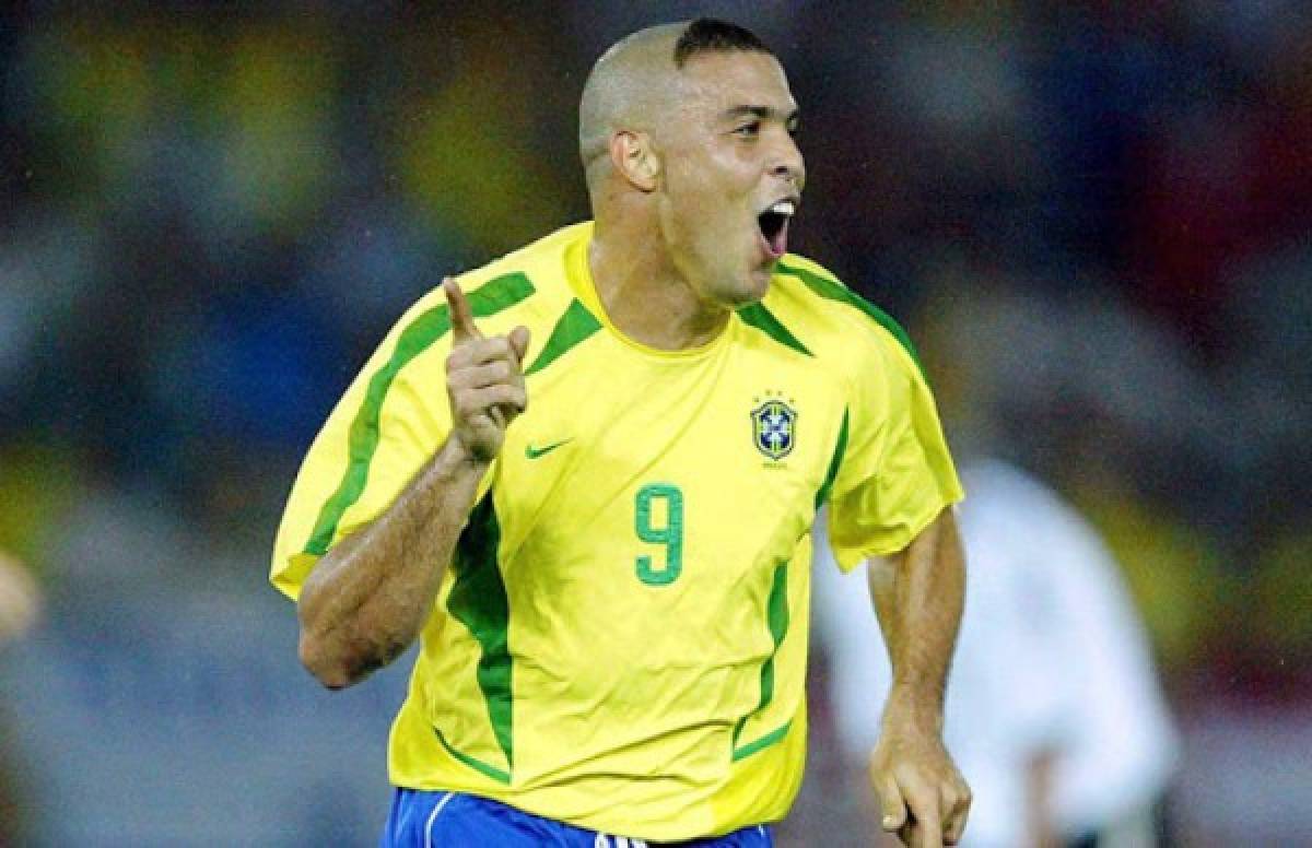 Equipazo, pero... ¡Ronaldo Nazario y su polémico 11 ideal de todos los tiempos!