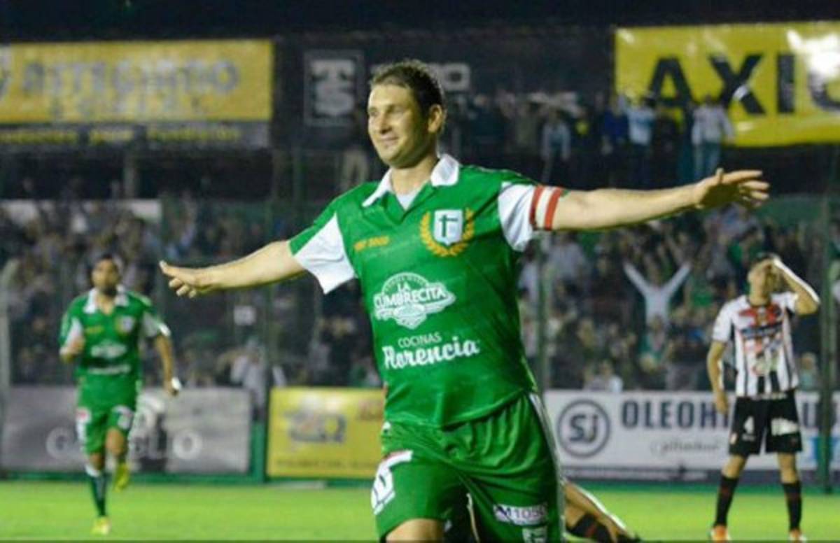 Conocé a los futbolistas con apellidos de nacionalidad o países