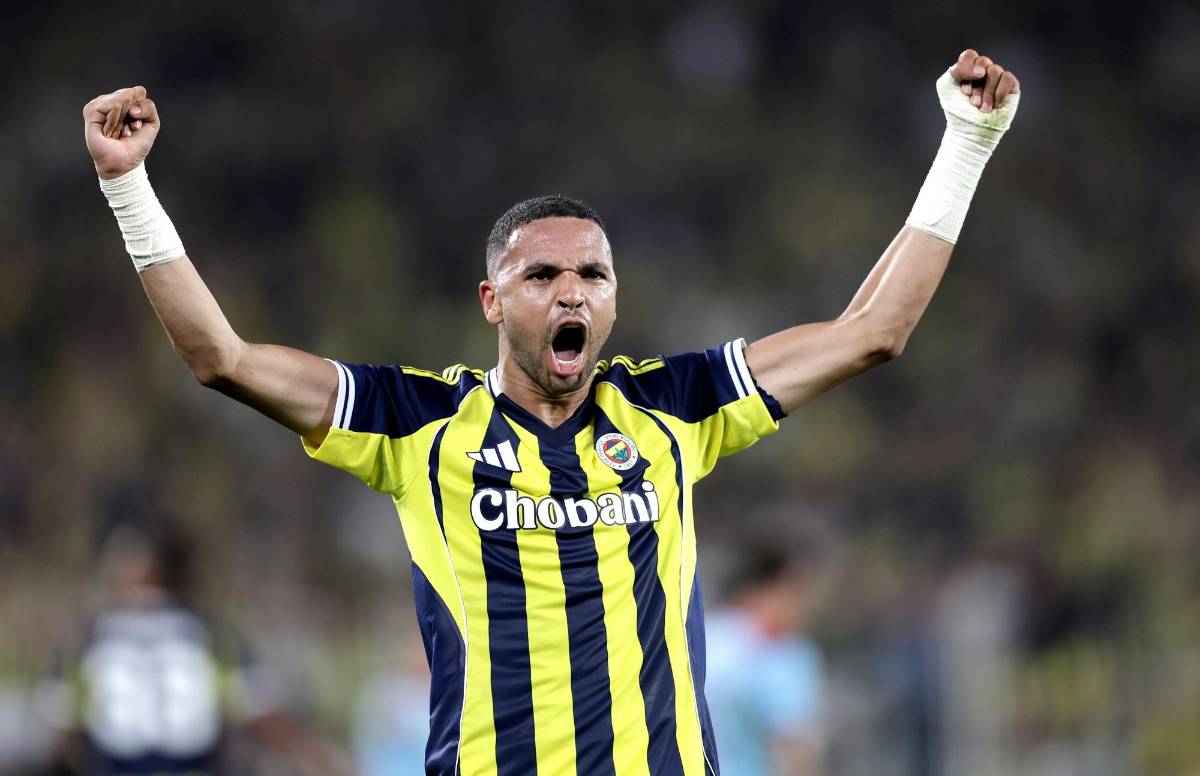 Real Madrid ficha al reemplazo de Arbeloa, Messi recibe la mejor oferta del fútbol y Barcelona rechaza ofertas por su '19'