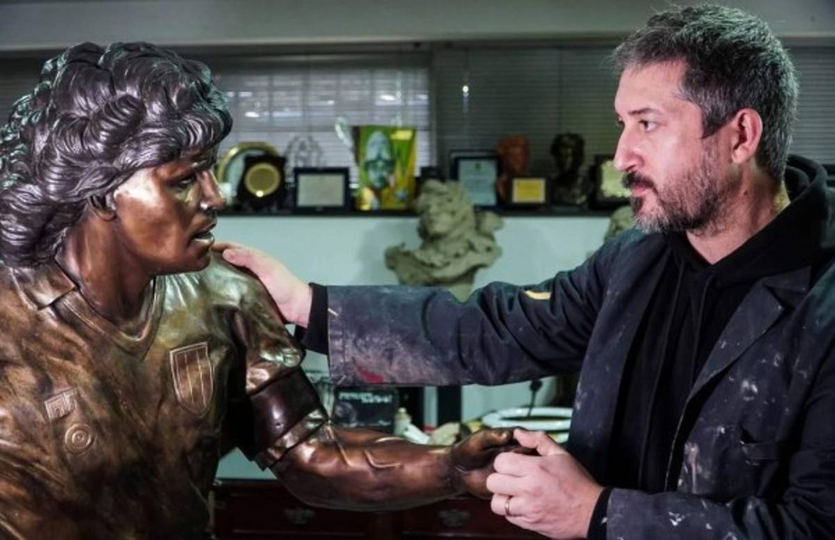 ¡De bronce para que sea eterna! Así es la hermosa estatua de Diego Maradona en Napolés