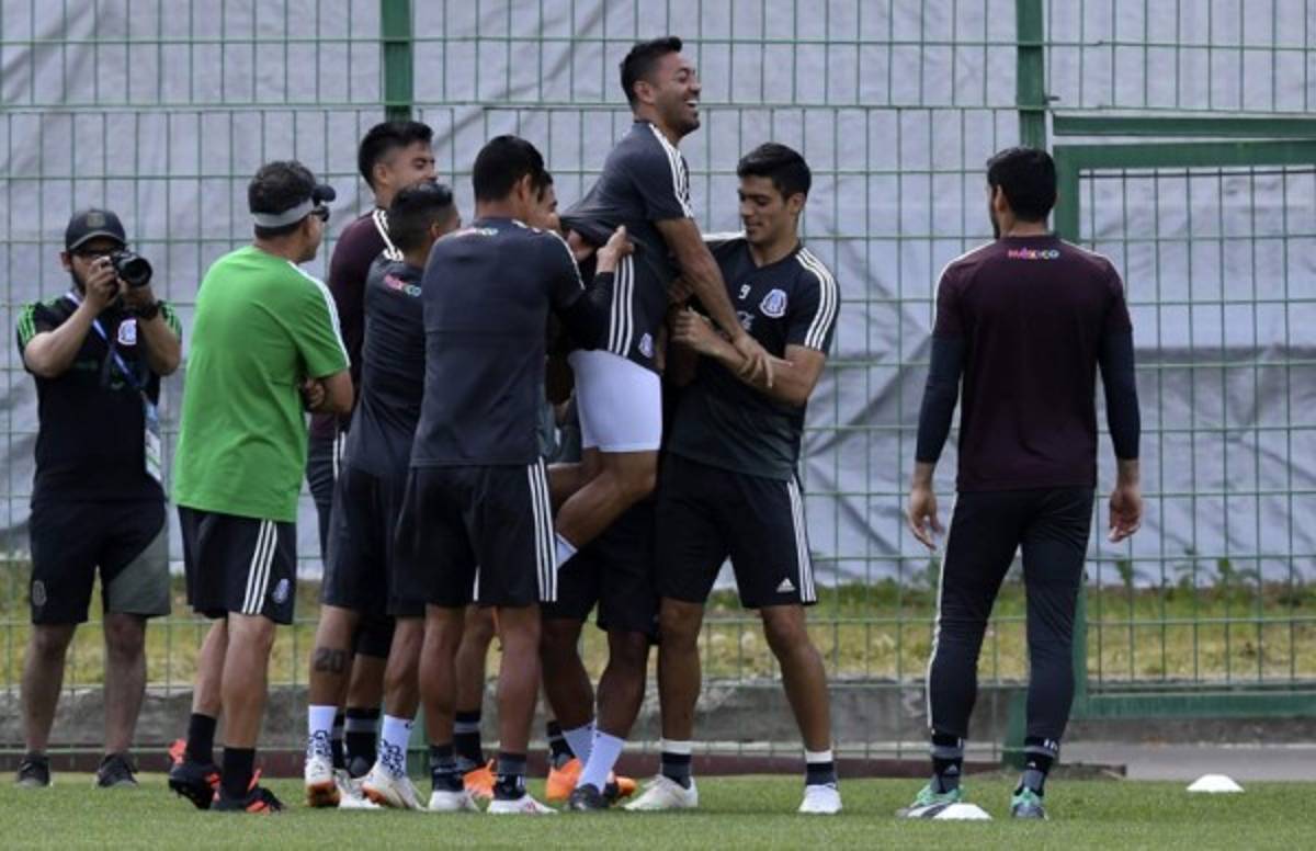 Entre bromas, risas y charla, México regresa a los entrenos pensando en Brasil