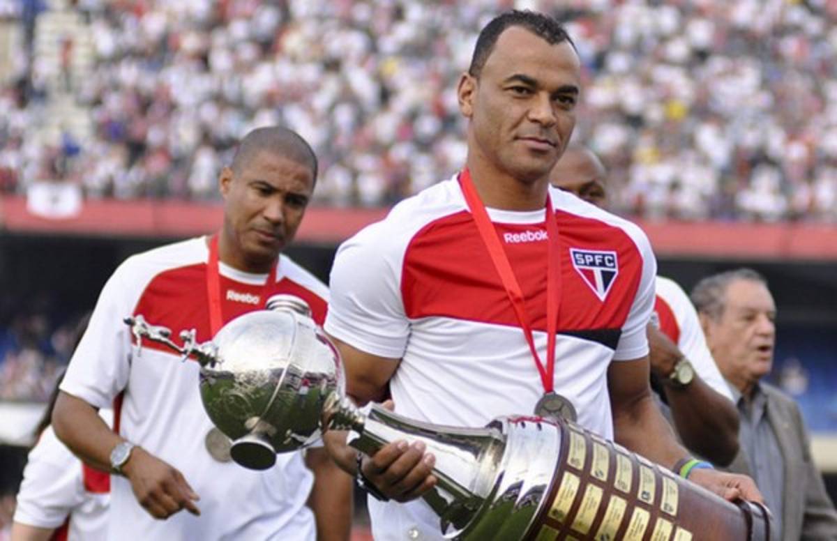 TOP: Nueve figuras que levantaron la Libertadores y la Champions League