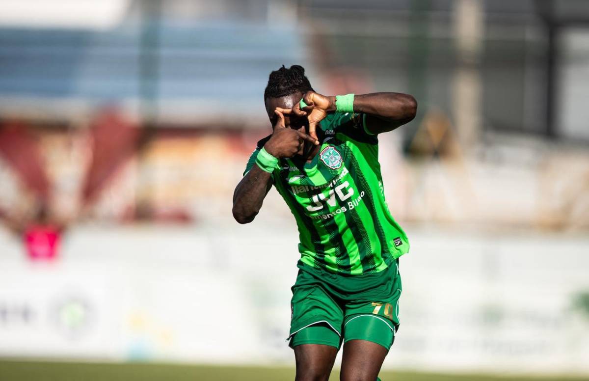 Platense domó a Marathón: la fiesta en el Excelsior, tarde soñada de 'Yio' Puerto y golazo de Wecolme