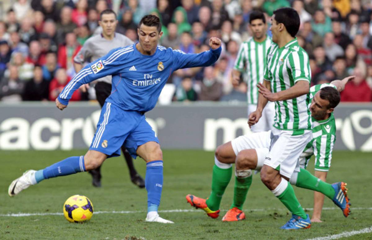 Real Madrid destroza al Betis en su casa