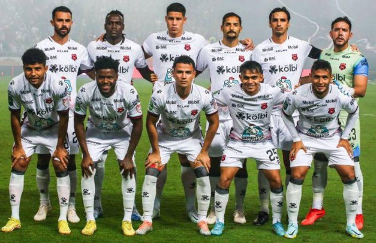¡Un mediocampo para tenerle miedo! El explosivo once titular de Alajuelense vs Olimpia en la final de Liga Concacaf