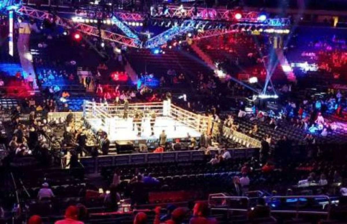 Hondureños presente en el llenazo del Madison Square Garden para pelea de Teófimo López