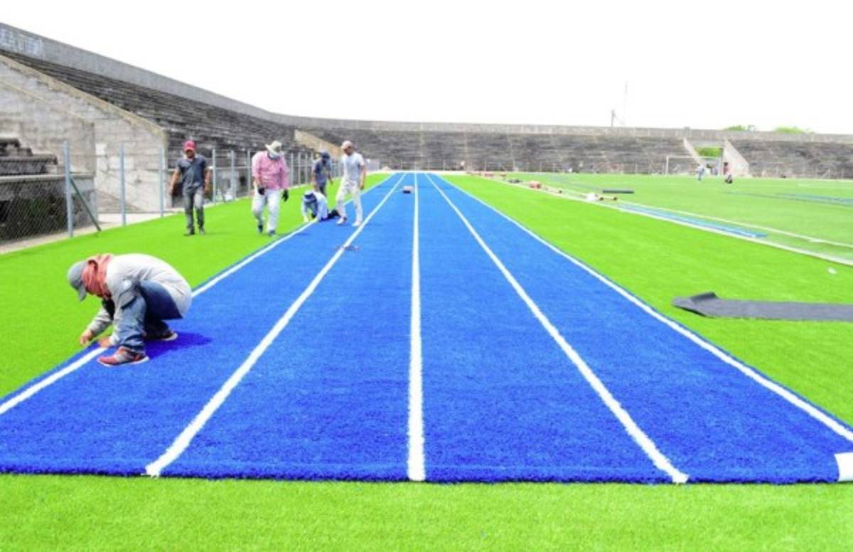 ¡Irreconocible! Con grama sintética y pista olímpica, así marcha la remodelación al estadio Roberto Suazo Córdova de La Paz