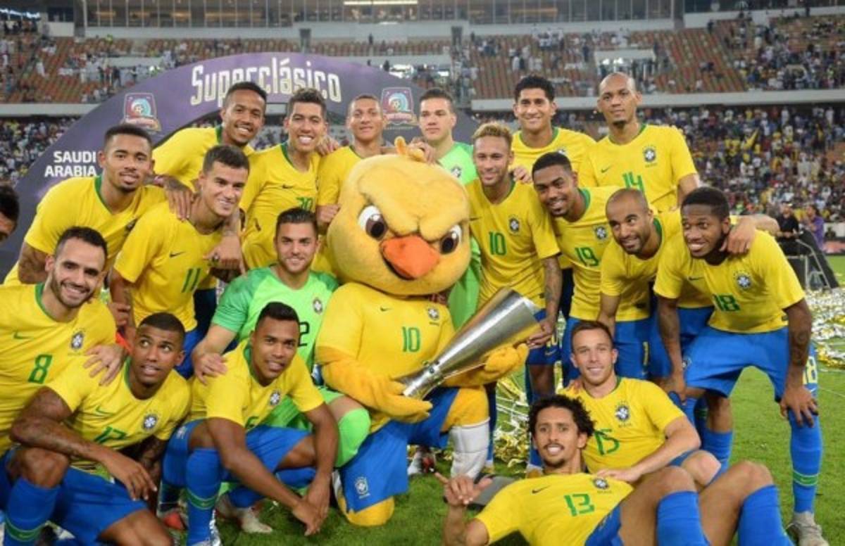 NO VISTE EN TV: La copa, encapuchados y el gesto de Neymar tras vencer a Argentina