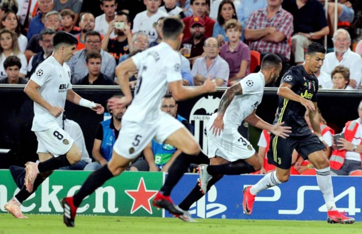 FOTOS: Cristiano Ronaldo se marcha del campo expulsado y llorando