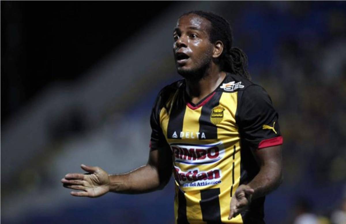 Los peores refuerzos extranjeros en el fútbol centroamericano